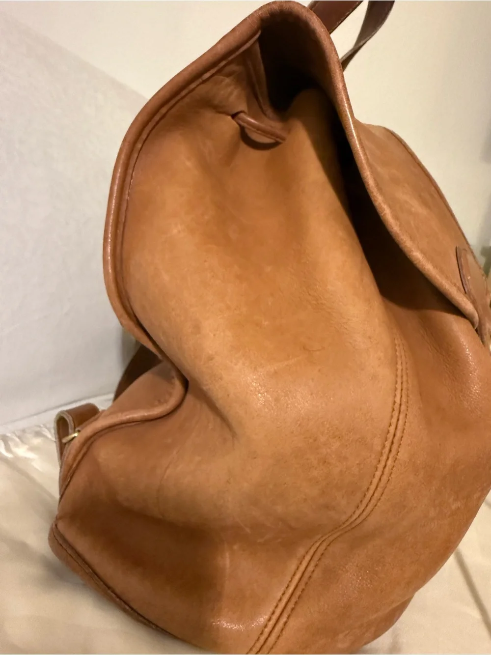 Coach Vintage Classic Backpack style E5C 9943 Tan Leather Drawstring Backpack